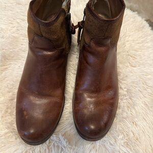 UGG Chestnut Leather and Suede Ankle Booties